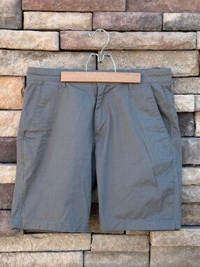 Free Planet Grey Cotton Shorts – Men’s Size 30